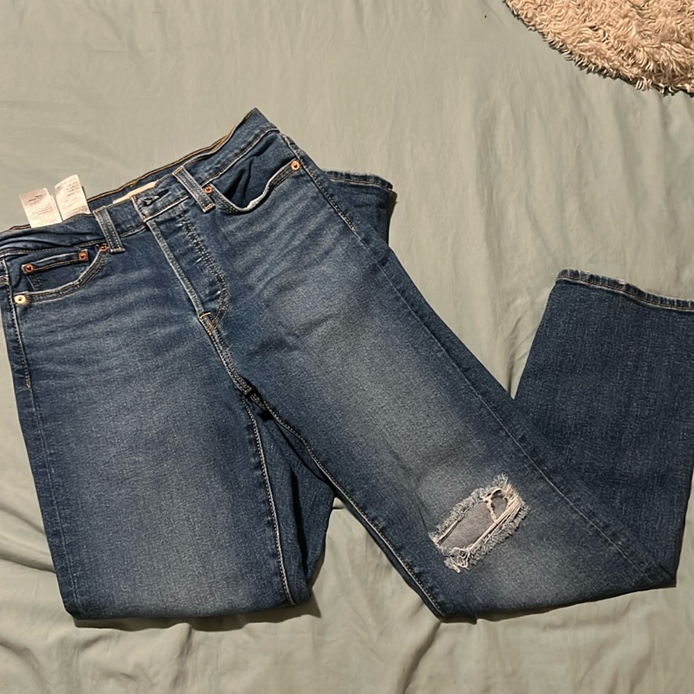 Levi’s Wedgie Straight 27